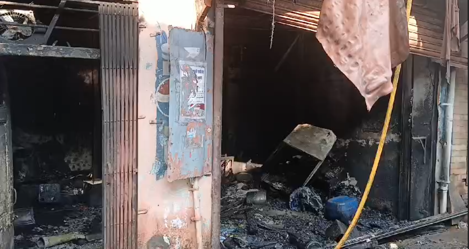  चेंबूरच्या सिद्धार्थ कॉलोनीत अगीची घटना