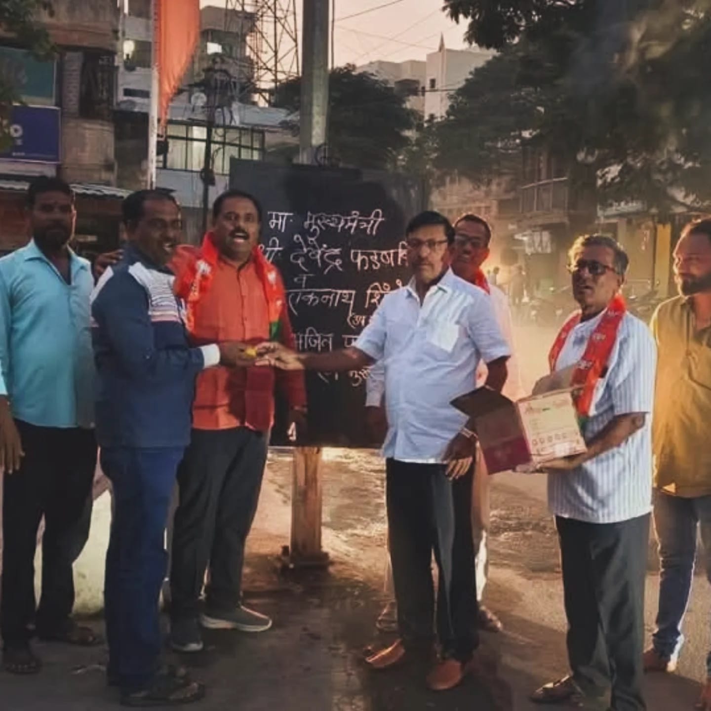 पुन्हा आले ….. पुन्हा आले….. पुन्हा आले…..मा. देवेंन्द्र फडणविस साहेब