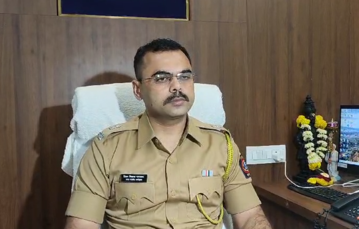 मारकडवाडीत जमावबंदी आदेश झुगारल्या प्रकरणी गुन्हे दाखल..
